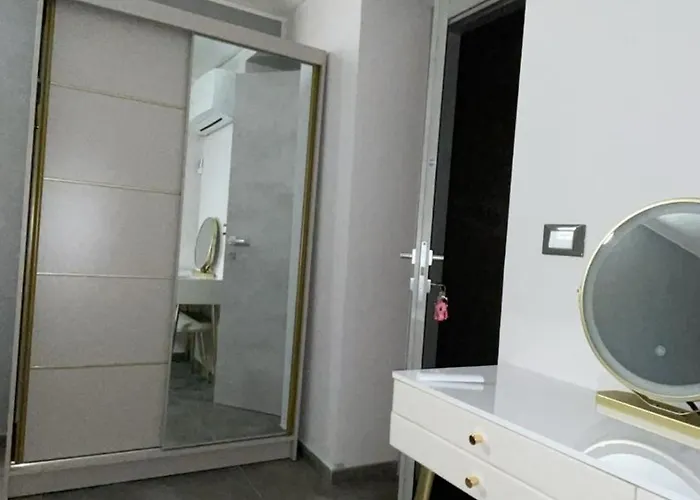 Airport Orchidea Πανσιόν 3*